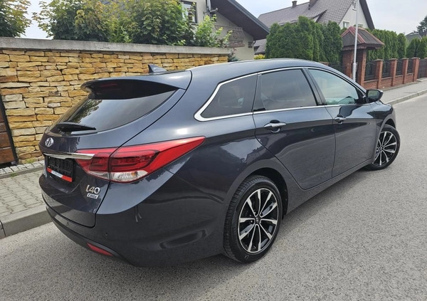Hyundai i40 cena 44400 przebieg: 92000, rok produkcji 2015 z Lądek-Zdrój małe 631